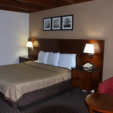 Americas Best Value Inn Augusta Historic Downtown Екстер'єр фото