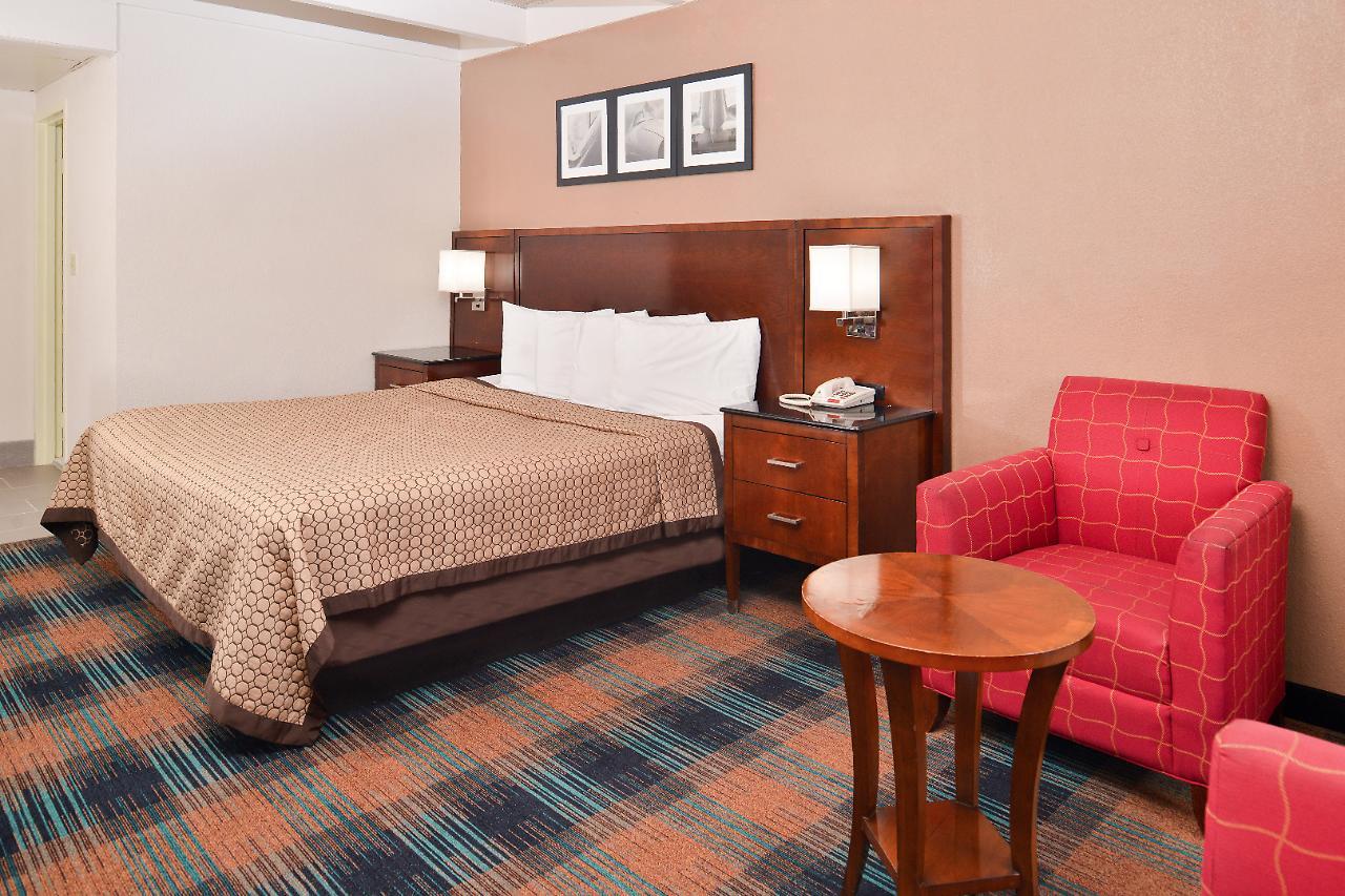 Americas Best Value Inn Augusta Historic Downtown Екстер'єр фото