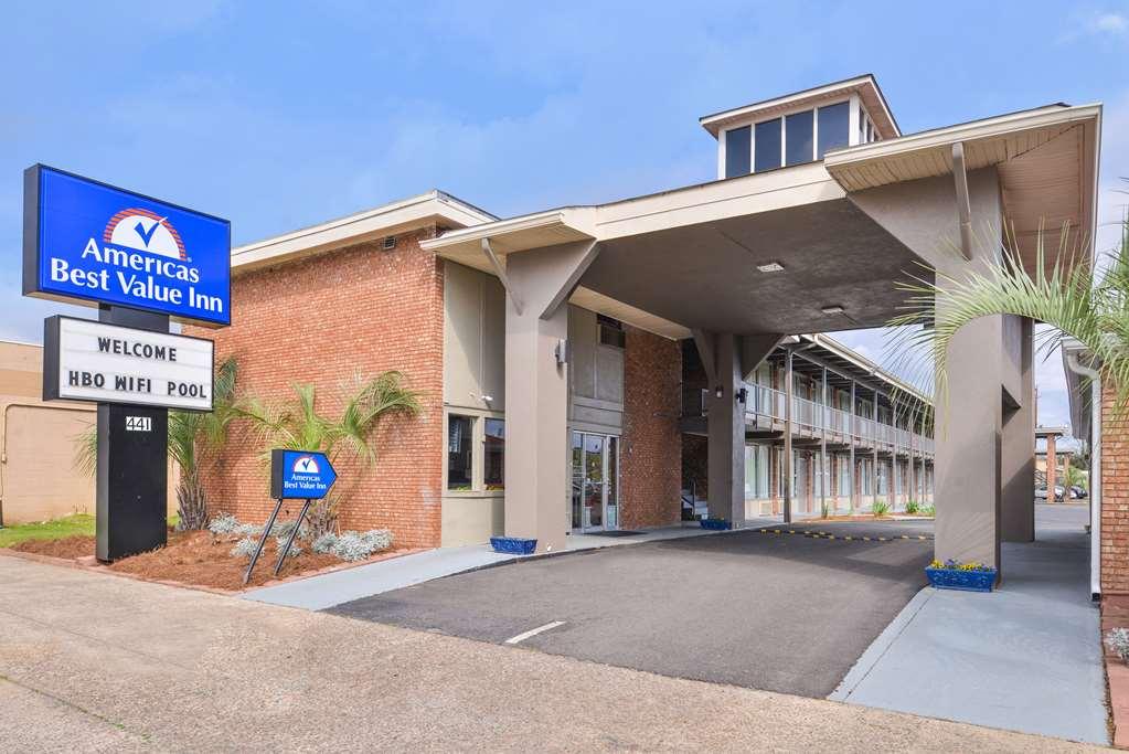 Americas Best Value Inn Augusta Historic Downtown Екстер'єр фото