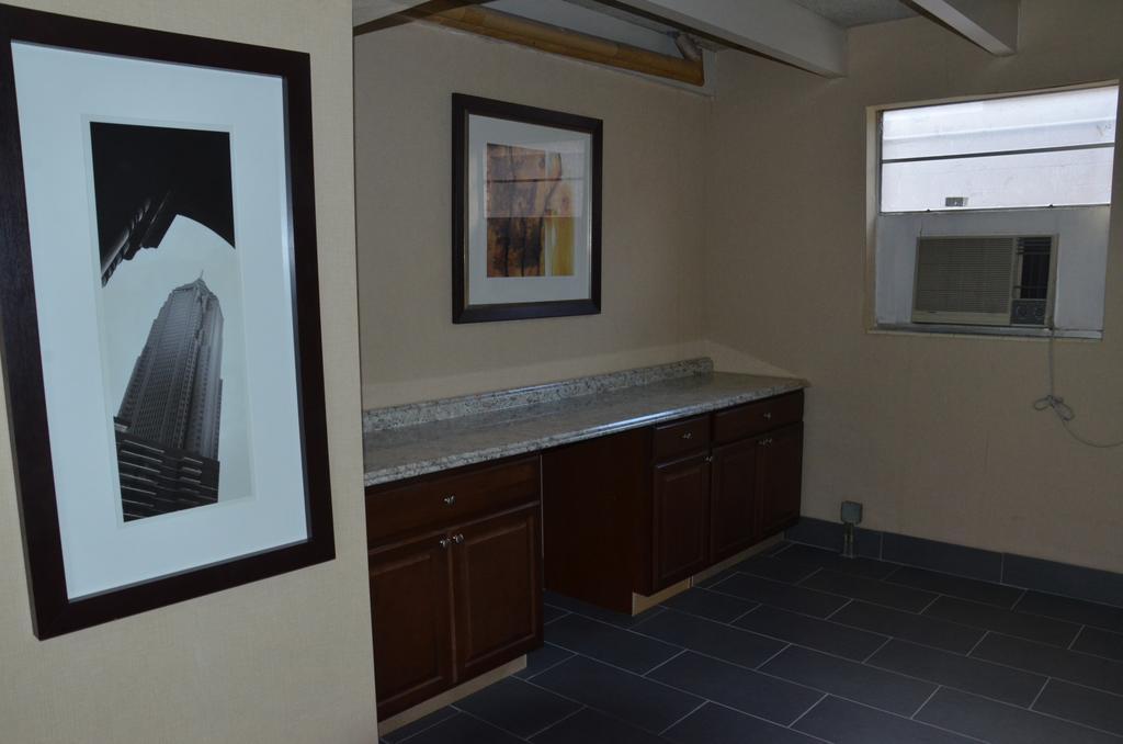 Americas Best Value Inn Augusta Historic Downtown Екстер'єр фото